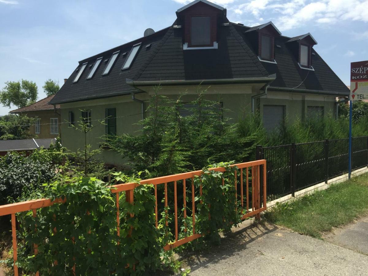 Apartamento Páros faház Balatonföldvár Exterior foto